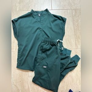 SCRUB SET MEDIUM